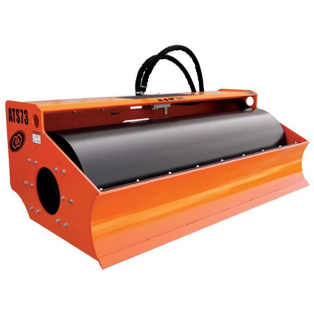 Rental store for 73  smooth drum compactor in Marquette MI